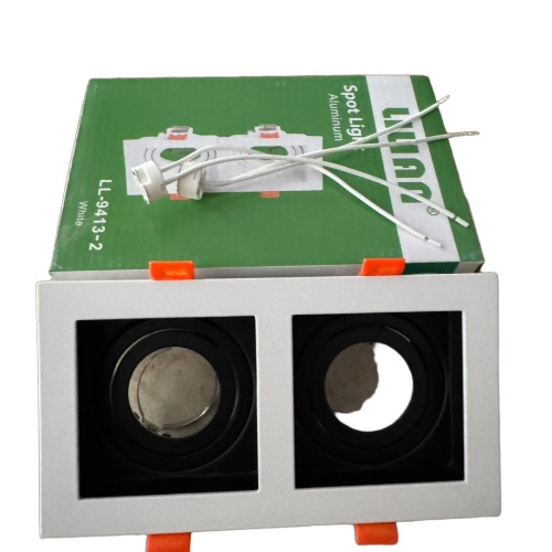 SPOT 9413X2 CARRE BLC+NOIR G5.3